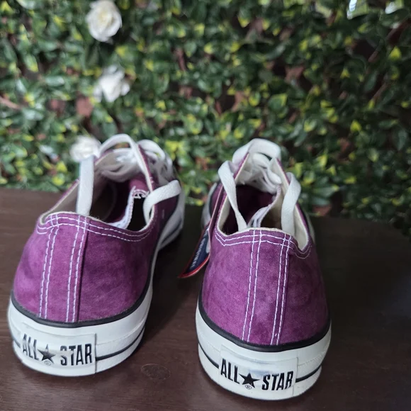 Converse Tie Dye Purple Low Top US Men's Size 11.5 Women's 13.5 EU 46 New in Box - Picture 5 of 12